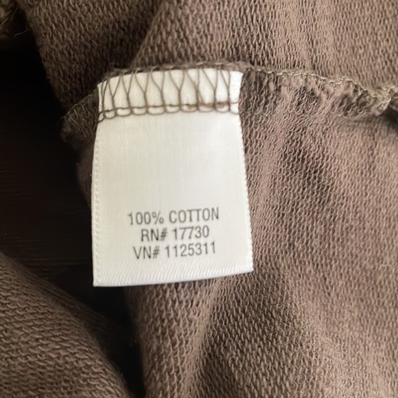 Mossimo Shacket- dark Taupe-Brown Short sleeves Half button Front pocket- Latge - Picture 9 of 10